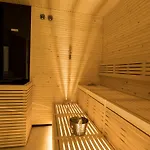The Hotel 4*